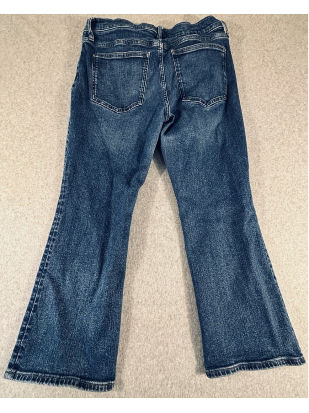 Madewell Mid Rise Kick Out Jeans Blue Petite Size 30P Cropped Flare Denim - Picture 3 of 7